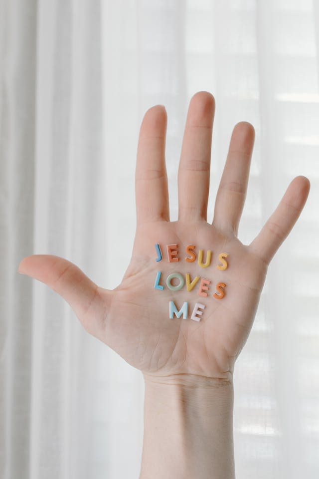 IMAN, KASIH DAN PENGHARAPAN | 1 TESALONIKA 5:8