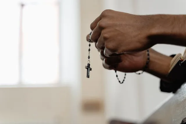 PETUNJUK ALLAH | Yesaya 28:26-27