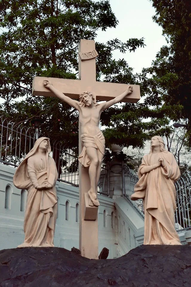 YESUS MEMBERITAKAN KEMATIANNYA | YOHANES 12:20-36 | Pdt. Meifira Tanor, M.Th
