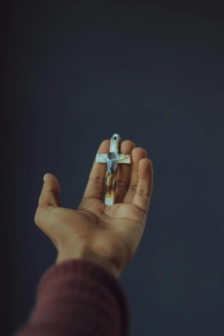 SENJATA ALLAH | 2 KORINTUS 10:3-4