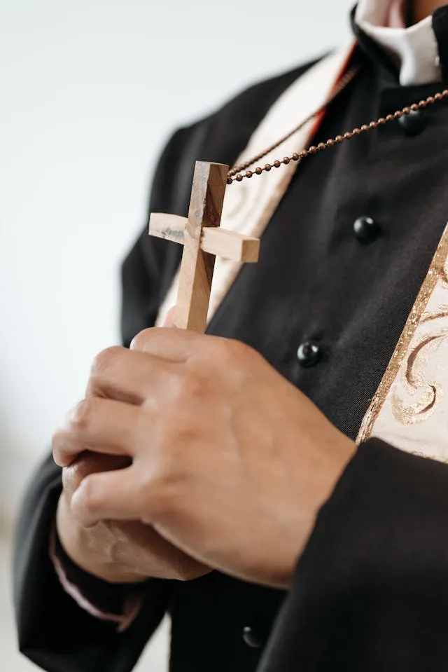 JANGAN MENGHALALKAN CARA HANYA UNTUK DIRI SENDIRI | MATIUS 27:6-8