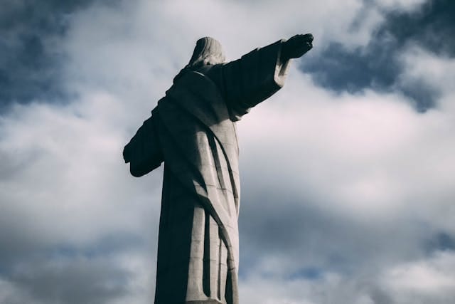 RENCANA ALLAH LEBIH TINGGI DARI RENCANA MANUSIA | KEJADIAN 48:17-22