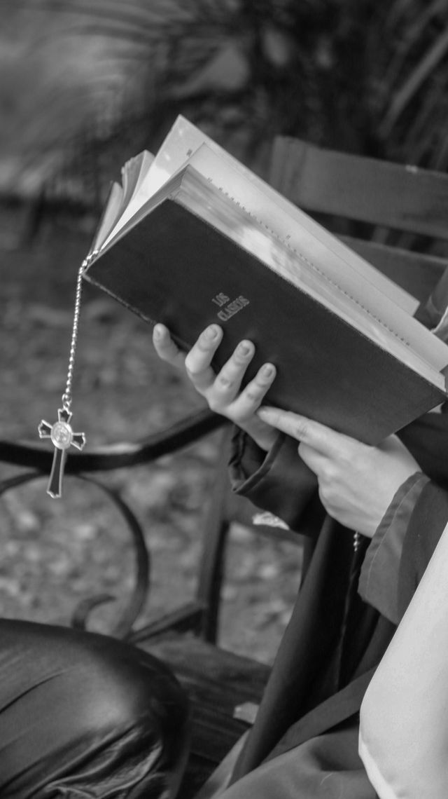 PERCAYA KARENA MENDENGAR DAN TAHU YESUS JURUSELAMAT DUNIA | YOHANES 4 : 27 – 42 | Pdt. Denny L Waljufry, S.Th